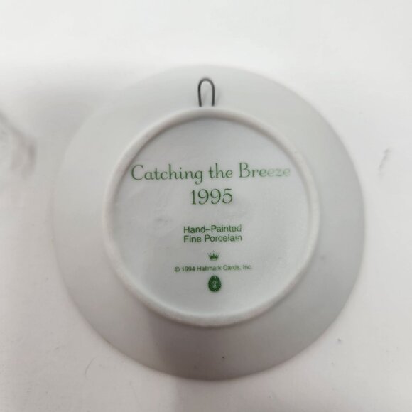 1995 Hallmark Vintage Keepsake Ornament "Collectors Plate" Collectible - Picture 6 of 7